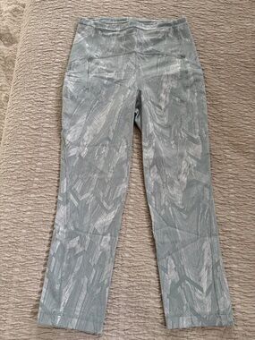 lululemon athletica Light Gray Patterned Leggings